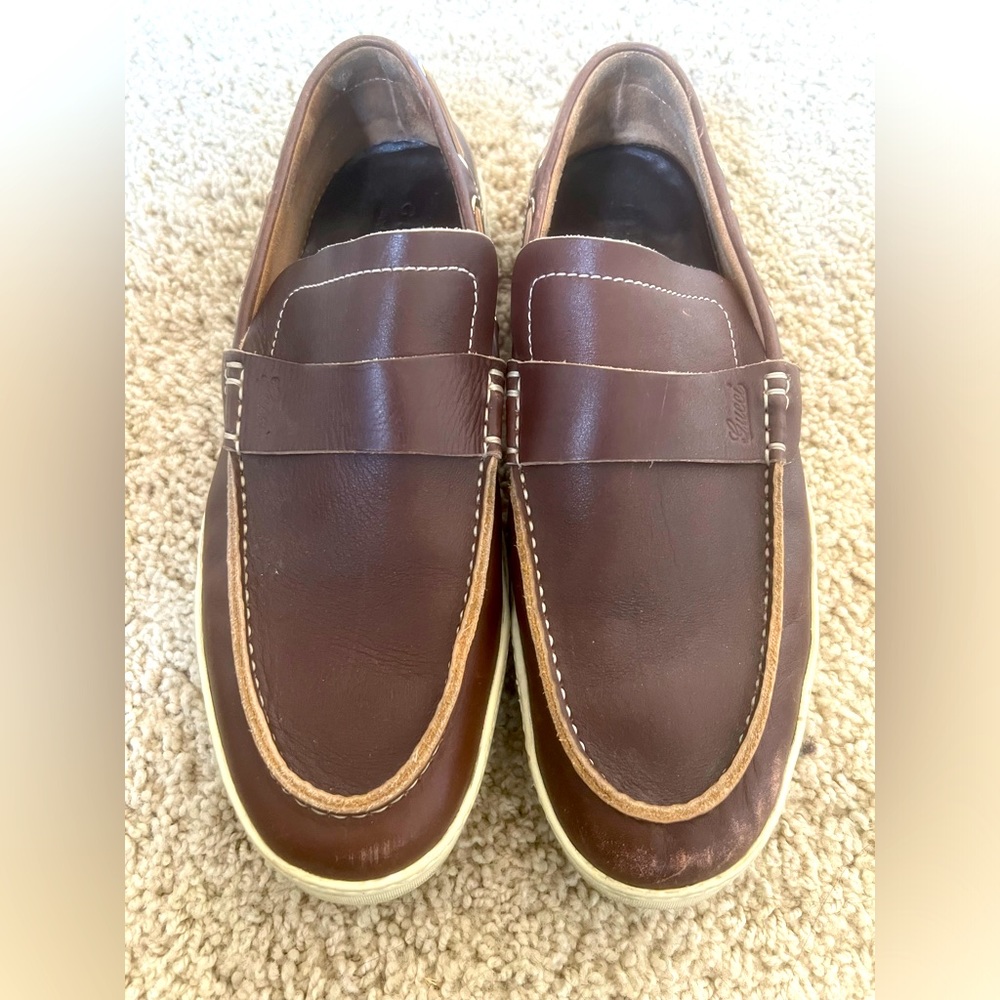 Men’s Used Authentic Gucci loafers Size Small European size 43 US 9.5